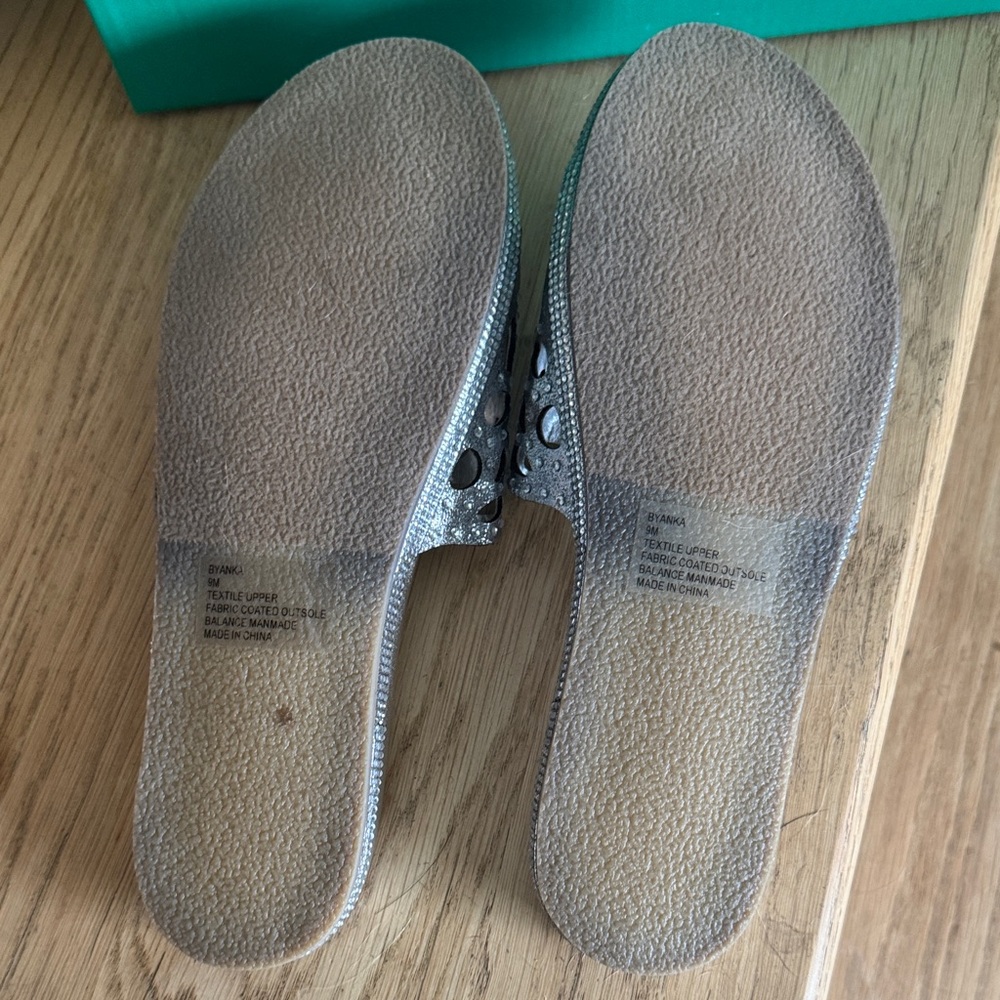 Lauren Lorraine Metallic Silver Mules - Picture 5 of 8